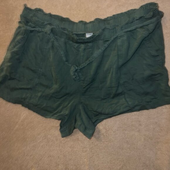 Terra & Sky Women 3XL (24w-26w) Olive Green Pull On Pocket Ruffle Top Belt Short - Picture 1 of 8
